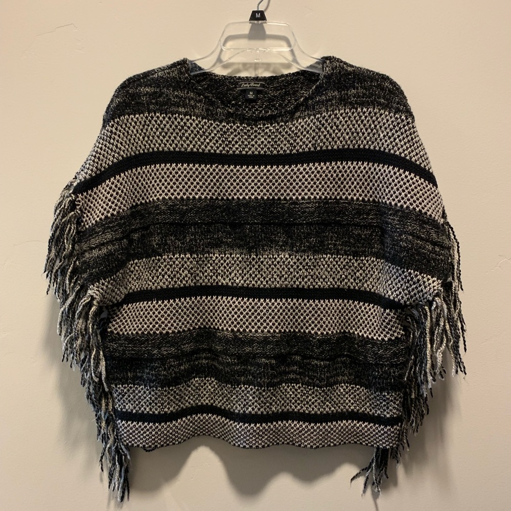 🍀Lucky Brand🍀  Tassle Sweater